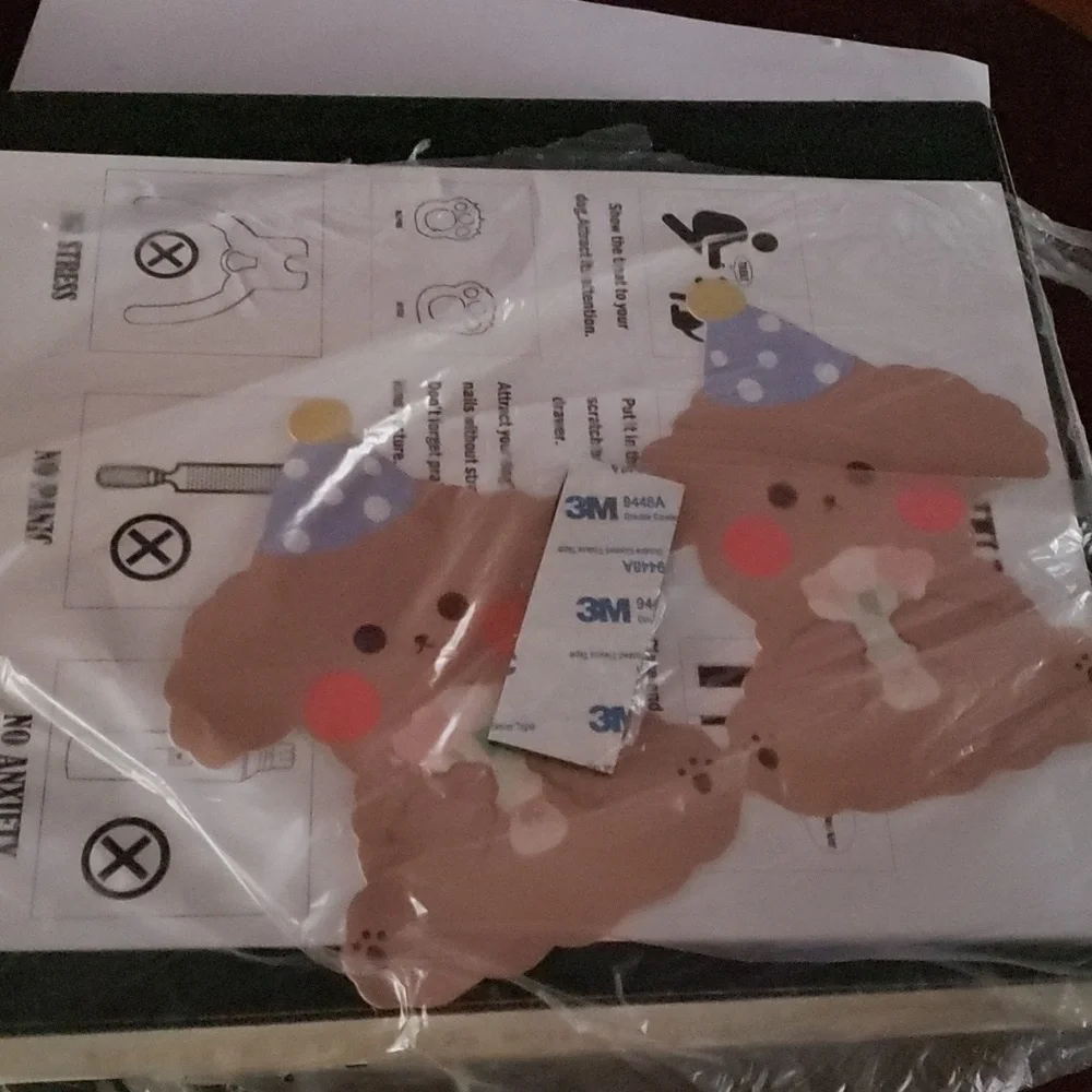 Dog & Cat Scratch Board (Box slightly damaged)